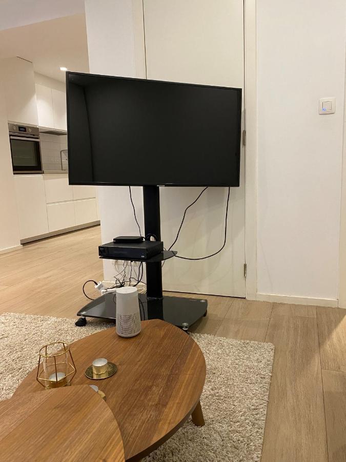 شقة بروكسل  في Amazing Flat In Front Of Bois De La Cambre المظهر الخارجي الصورة