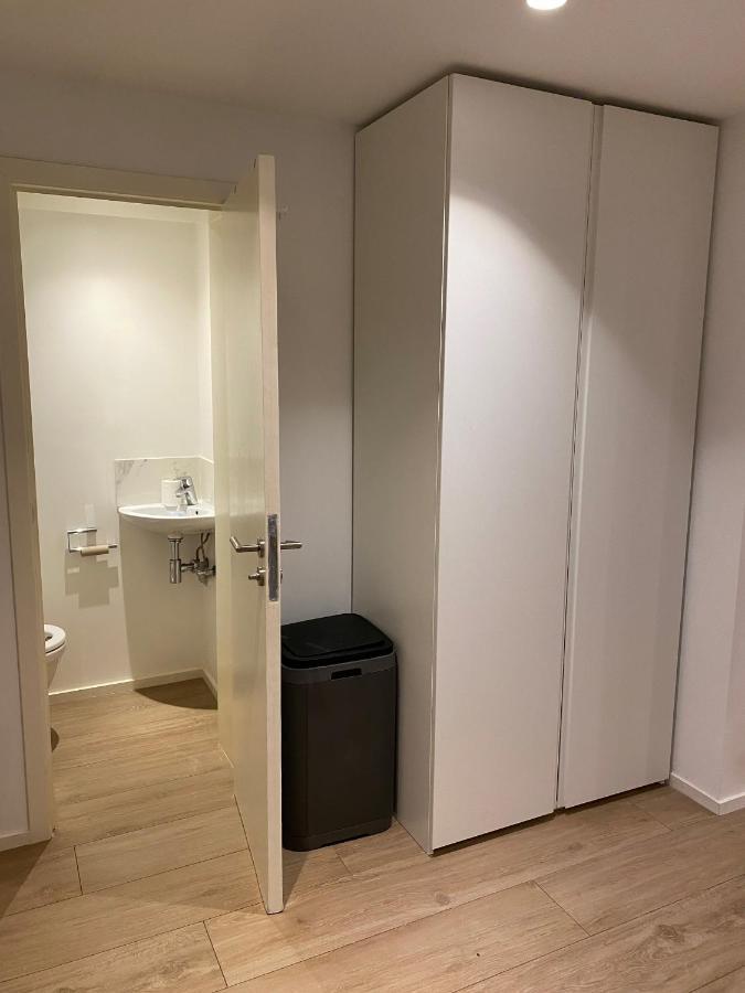 شقة بروكسل  في Amazing Flat In Front Of Bois De La Cambre المظهر الخارجي الصورة